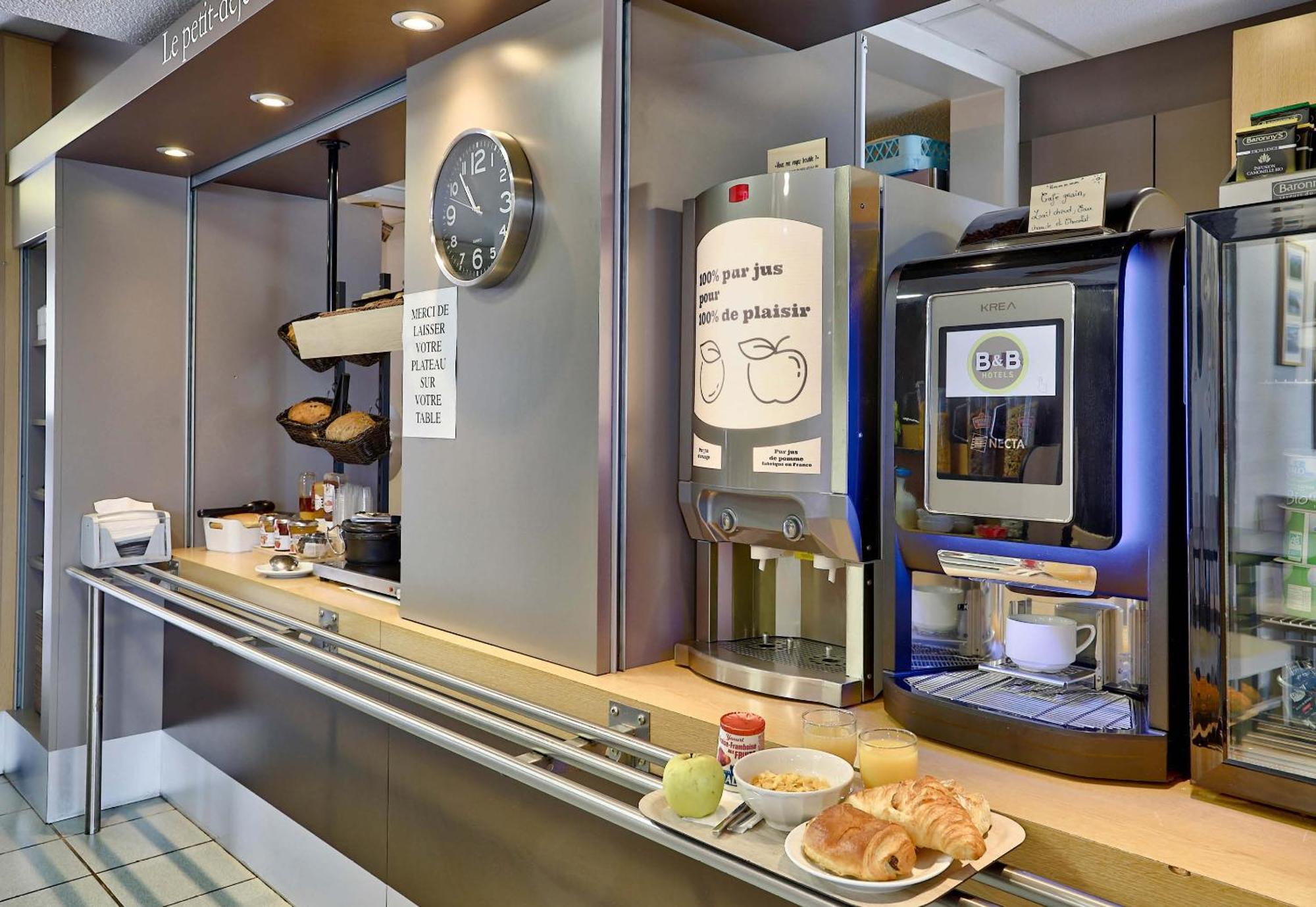 B&B Hotel Clermont-Ferrand Le Brezet Aeroport Экстерьер фото